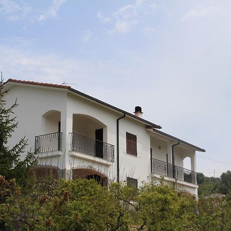 因佩里亚House In Caramagna公寓 客房 照片