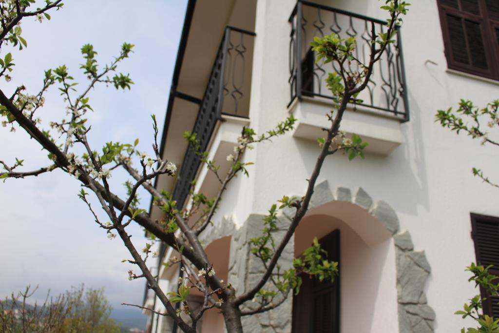 因佩里亚House In Caramagna公寓 客房 照片