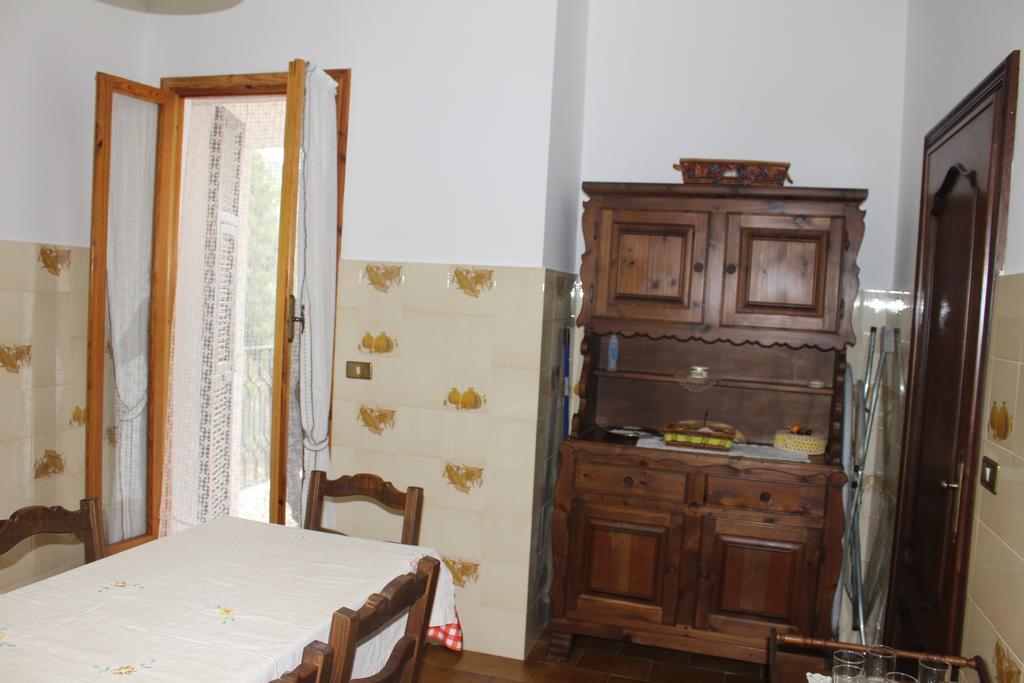 因佩里亚House In Caramagna公寓 客房 照片